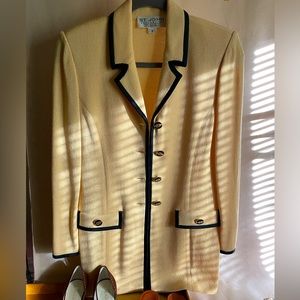 ST. JOHN KNIT BLAZER